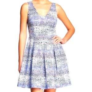 Trina Turk Casey blue print cut out wide strap flare dress size 8